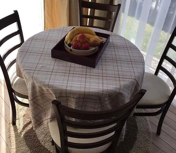 בית נופש Sunny פלאנגה